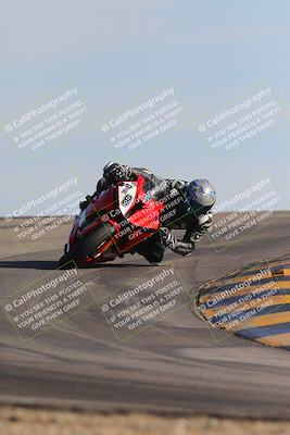media/Dec-15-2023-Apex Assassins (Fri) [[91f19fb1c7]]/Trackday 1/Session 4 (Turn 12)/
